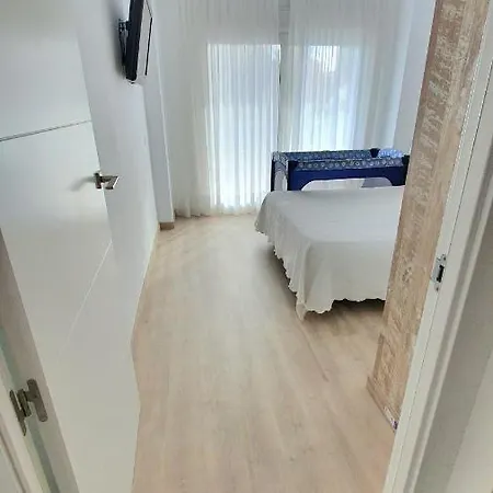 Apartment Apartamento En 1ª Linea De Playa, Edf Diana I *