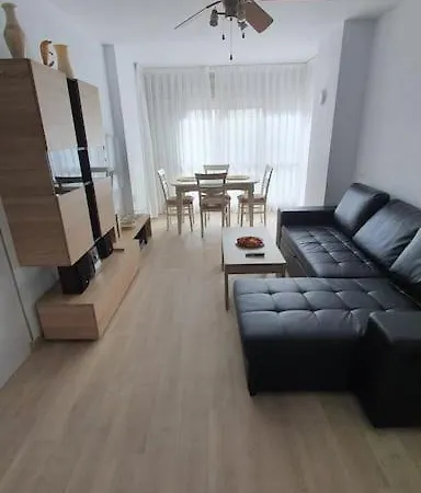 Daire Apartamento En 1ª Linea De Playa, Edf Diana I Benalmádena